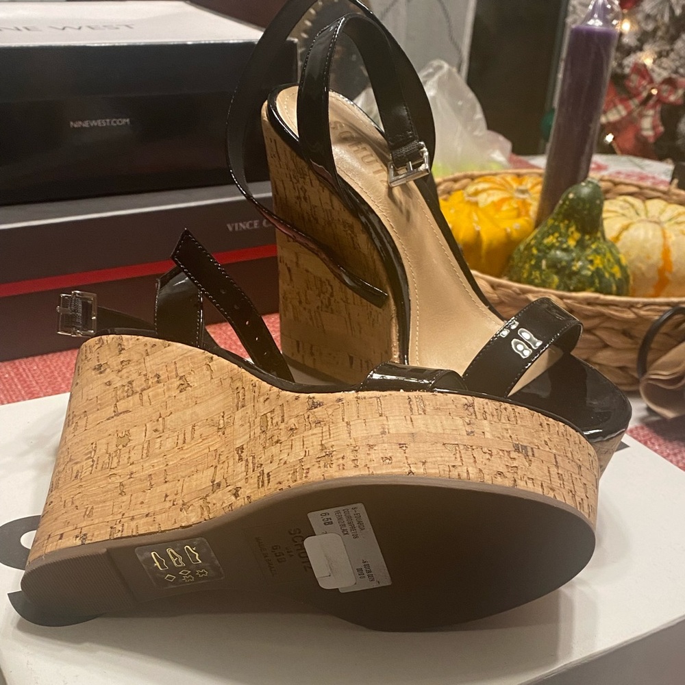 Beautiful Schulz wedges! Brand new they come in the original box, dust bag